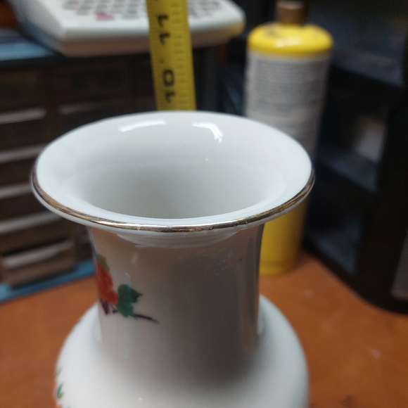 Vintage Handpainted Japanese Floral Phoenix Porcelain Vase - Picture 8 of 8